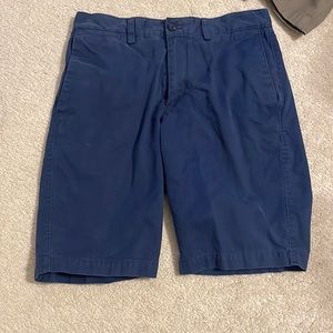 Hardly worn men’s shorts 100% cotton